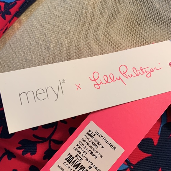 Lilly Pulitzer Chillylilly Marlena Button Down Top Ruby Red Heron My Own Sz: Med - Picture 11 of 11